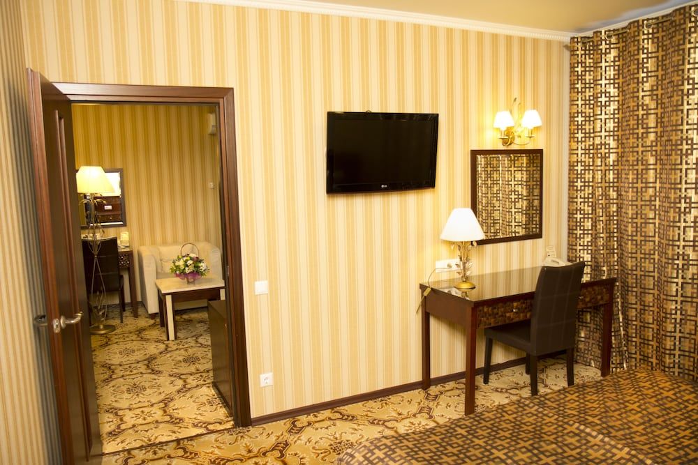 Klassik Hotel Suite 4