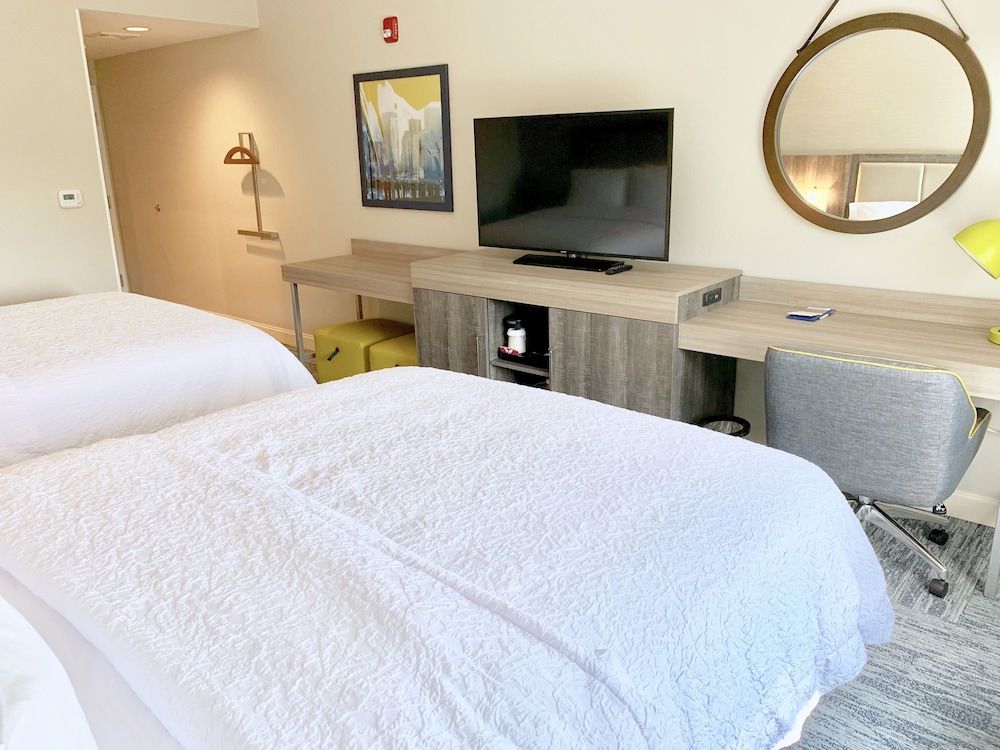 Hampton Inn Cranbury Room, 2 Queen Beds, Refrigerator 8