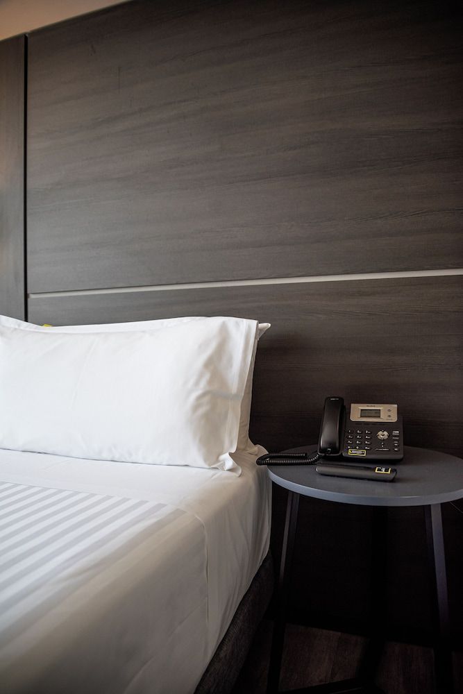 Ola Santiago Providencia, Tapestry Collection by Hilton Room, 2 Double Beds 9