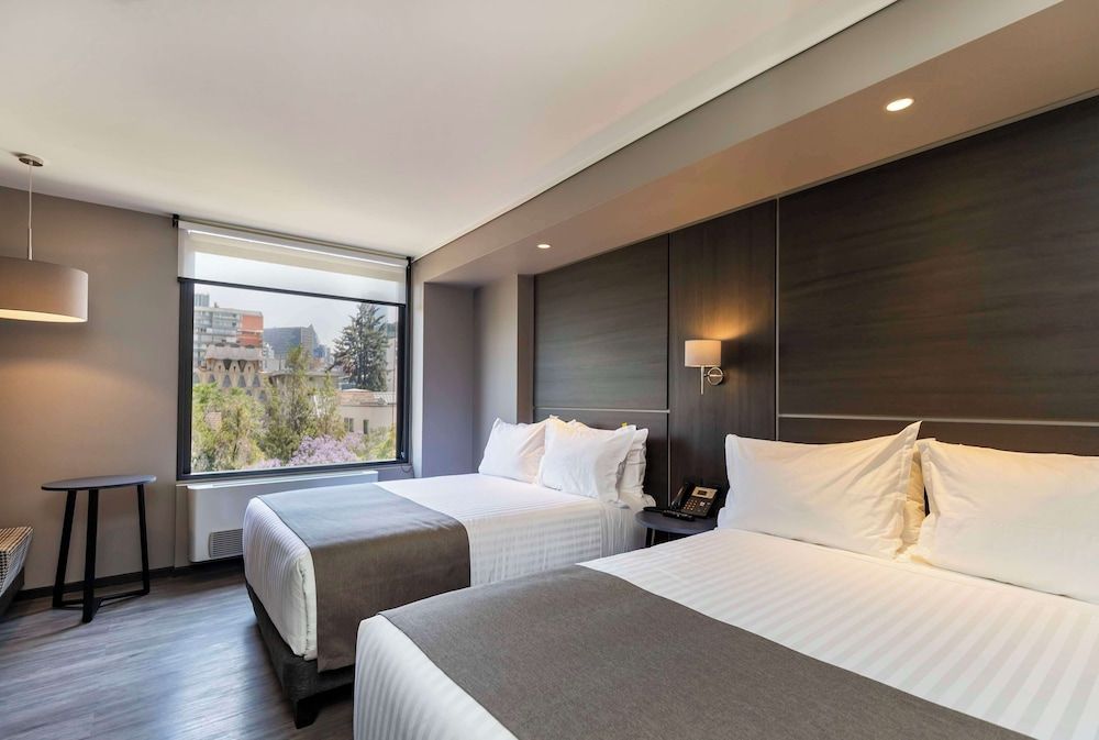 Ola Santiago Providencia, Tapestry Collection by Hilton Room, 2 Double Beds 8