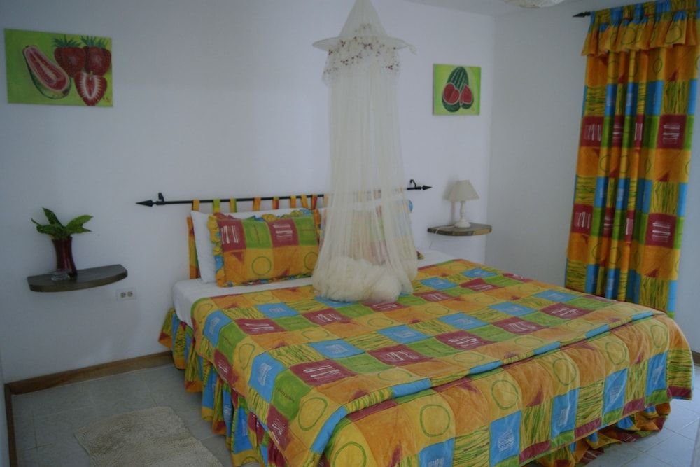 Premium Suite, 1 King Bed with Sofa bed, Accessible, Poolside