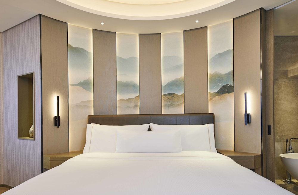 Room, 1 King Bed, Non Smoking (Park View)