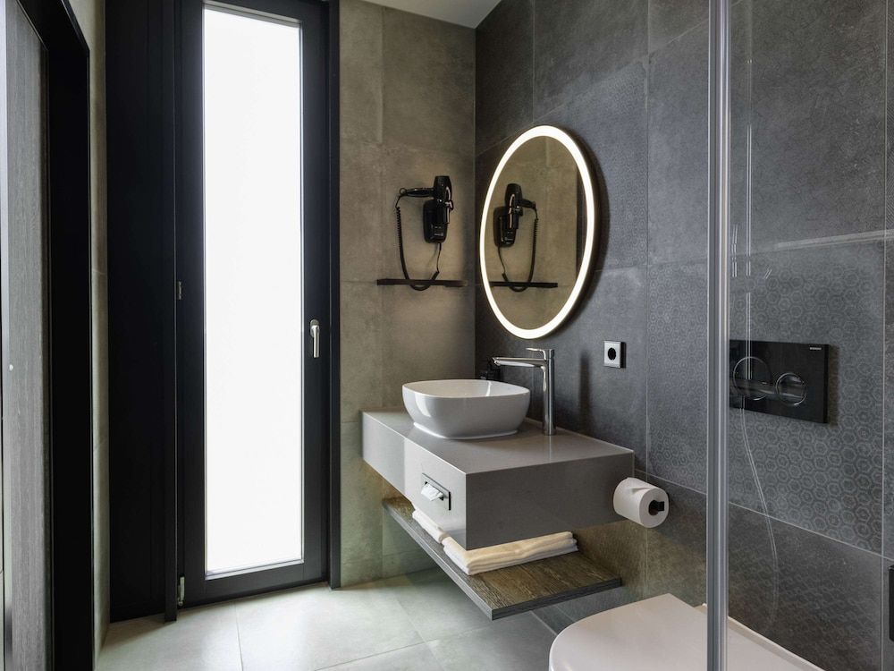 Ibis Styles Friedrichshafen Comfort Room, 1 Double Bed 6