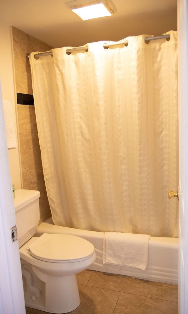 undefined Starlight Inn La Brea 3