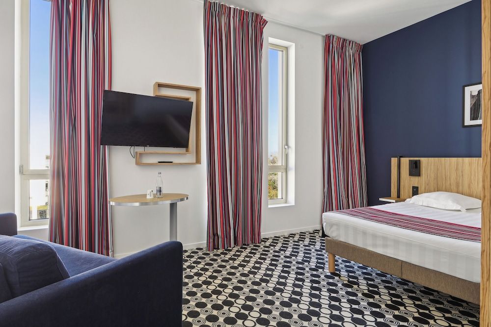 Hotel Akena Nantes Reze Aeroport Suite 4