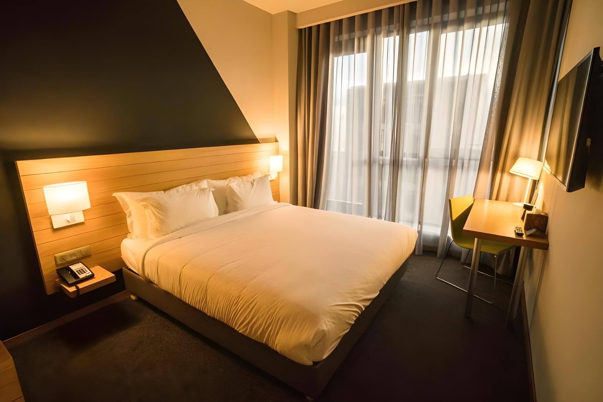 Superior King Room