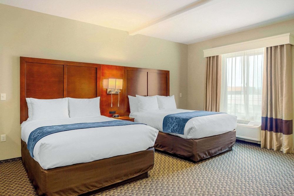 Suite, Multiple Beds, Accessible, Non Smoking