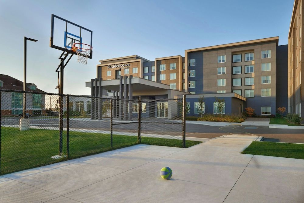 undefined Residence Inn by Marriott Toronto Mississauga Southwest 10