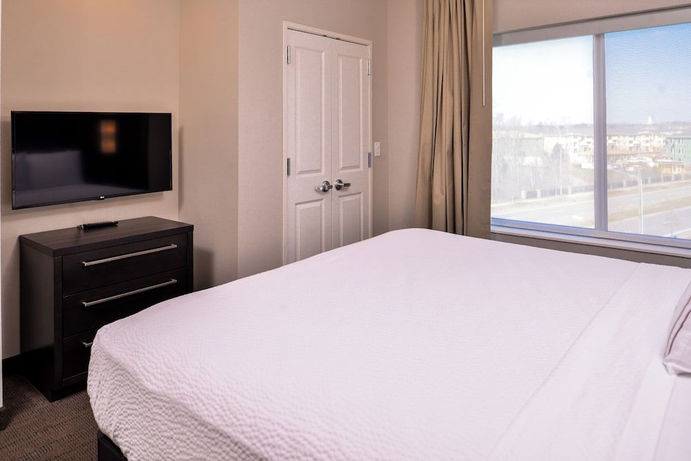 Suite, 1 Bedroom (Mobility Accessible, Tub)