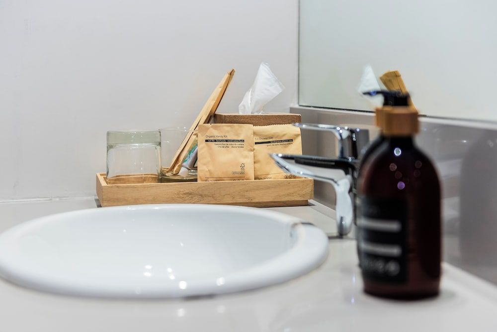 Hotel California Superior Twin Room (Superior 2 single beds)) 9