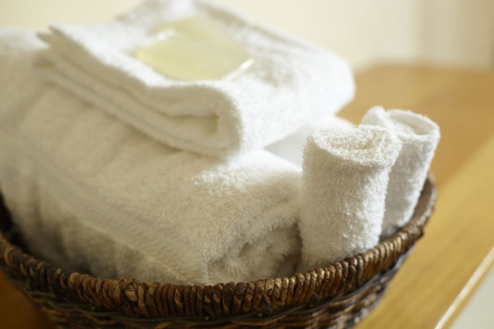 Calistoga Inn Restaurant and Brewery Standard Room, 1 Queen Bed, Shared Bathroom 3