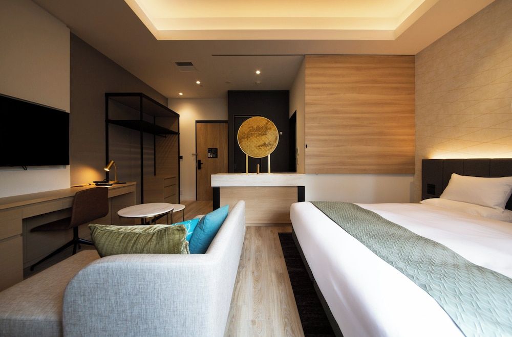 Nikko Style Nagoya Deluxe Plus King Room, Non Smoking [Check out : Noon]