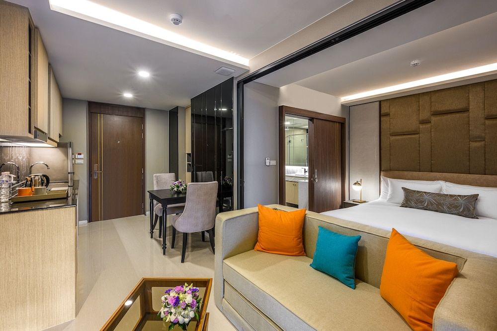 MIDA Grande Resort Phuket Deluxe Ocean View 30