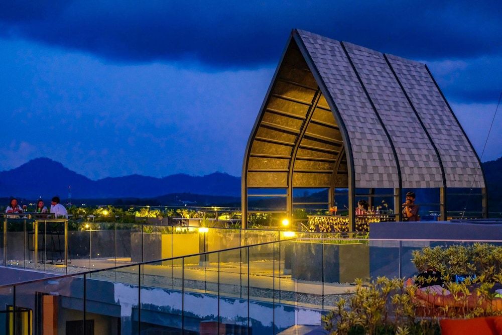 undefined MIDA Grande Resort Phuket 9