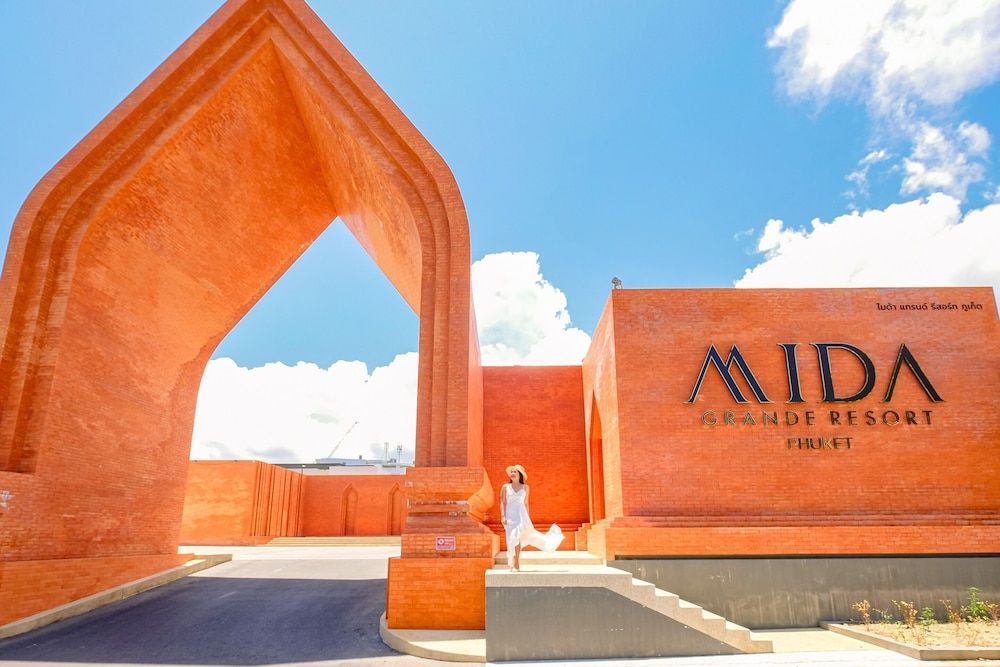 undefined MIDA Grande Resort Phuket 8