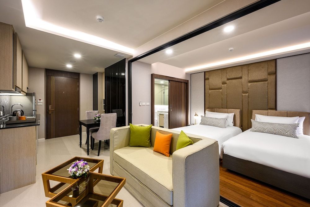 MIDA Grande Resort Phuket Deluxe Ocean View 17
