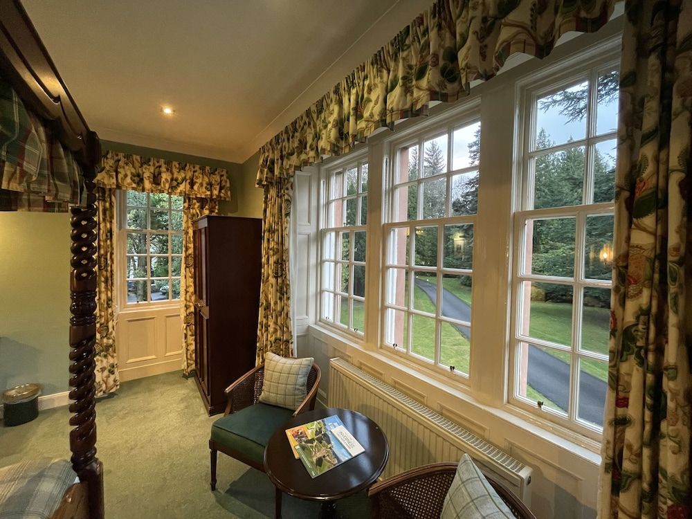 Bunchrew House Hotel Superior Double Room 14