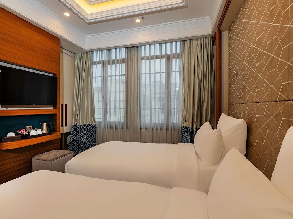 Mercure Istanbul Sirkeci Superior Room, 2 Twin Beds