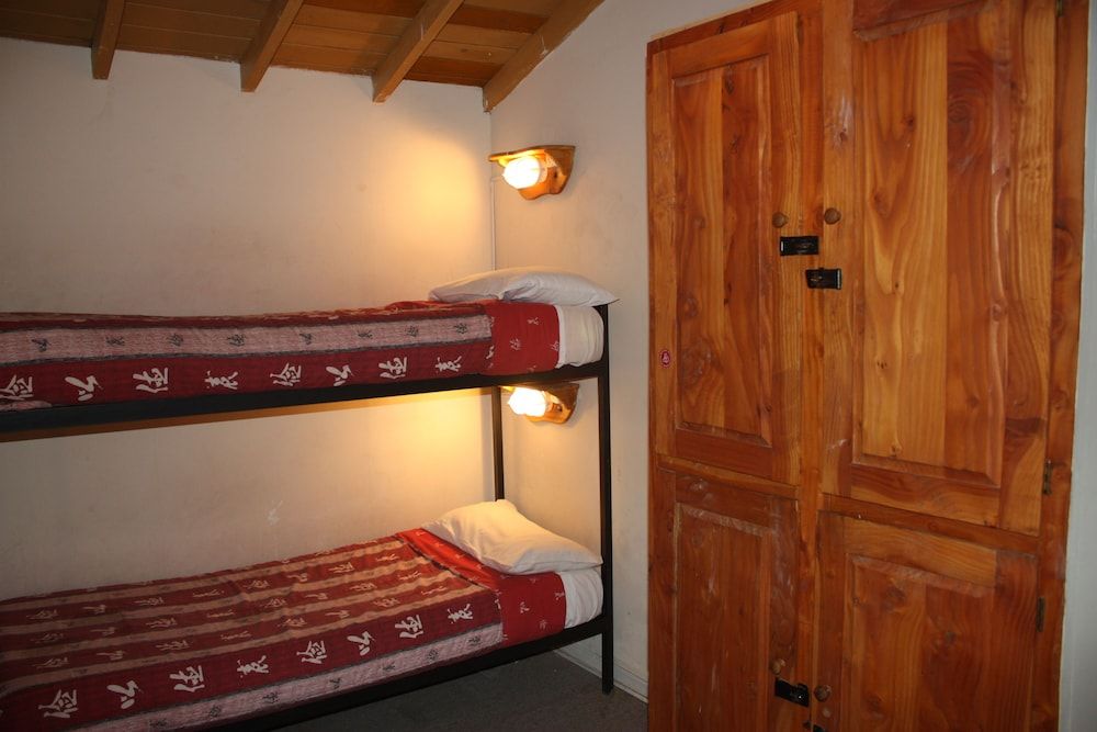 Marcopolo Inn Bariloche - Hostel Shared Dormitory, Mixed Dorm, Shared Bathroom 4