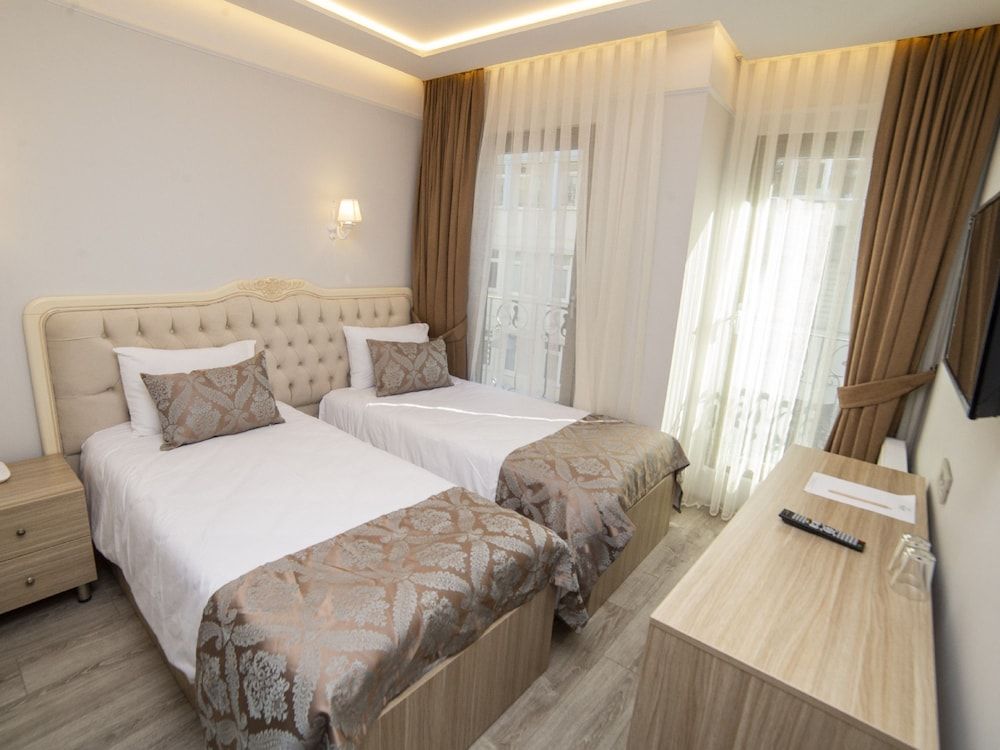 HHK Hotel Downtown Standard Double or Twin Room 5