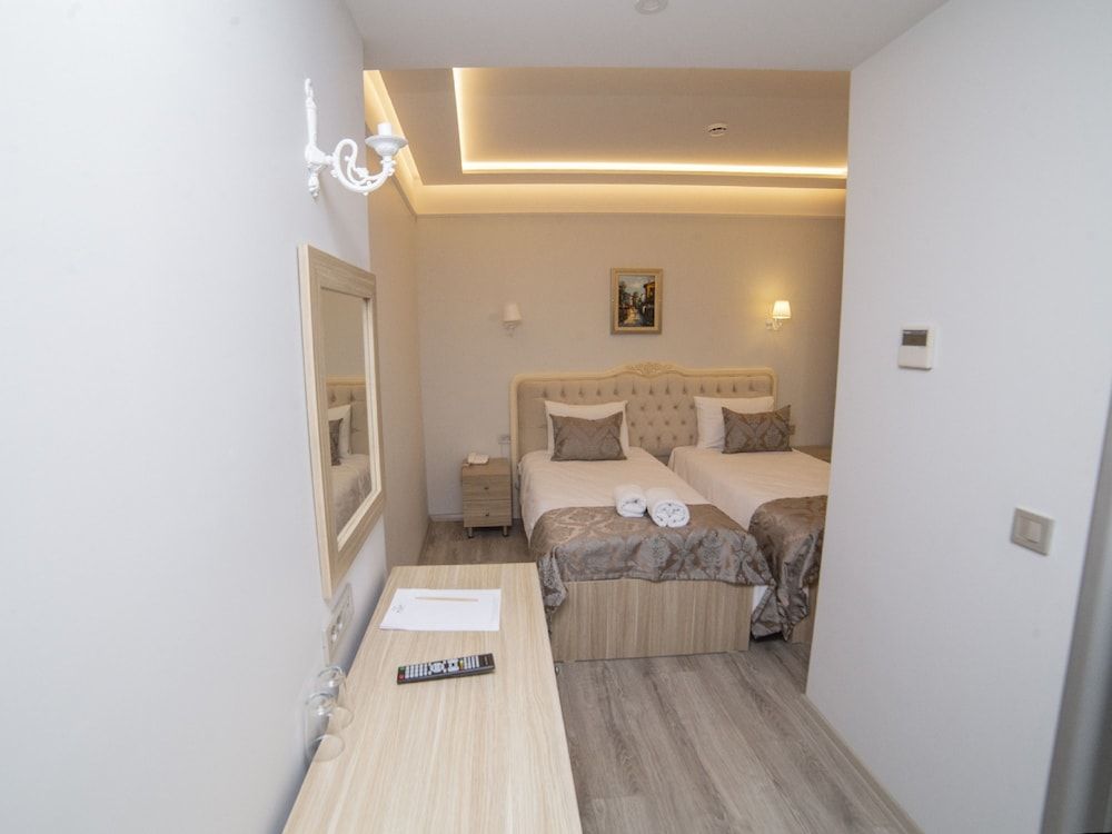 HHK Hotel Downtown Standard Double or Twin Room