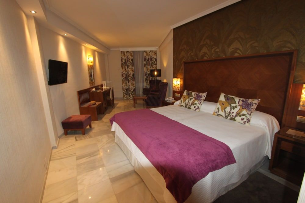 Hotel Balcón de Europa Junior Suite, Balcony, Sea View 6