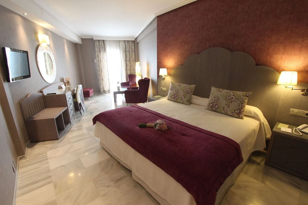 Hotel Balcón de Europa Junior Suite, Balcony, Sea View 8