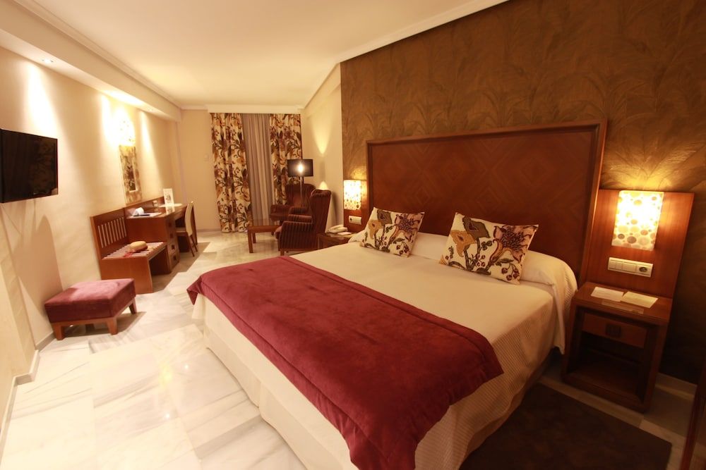 Hotel Balcón de Europa Junior Suite, Balcony, Sea View 9