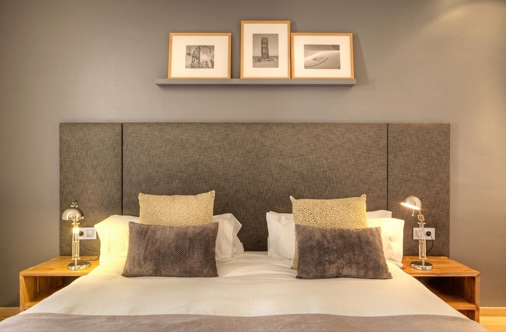 undefined Apartments Sixtyfour