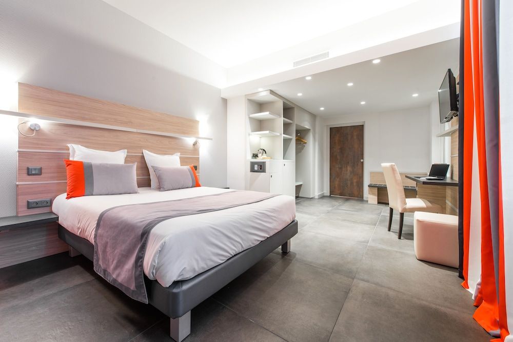 Le Saint Paul Hôtel Classic Double Room, 1 Double Bed 2