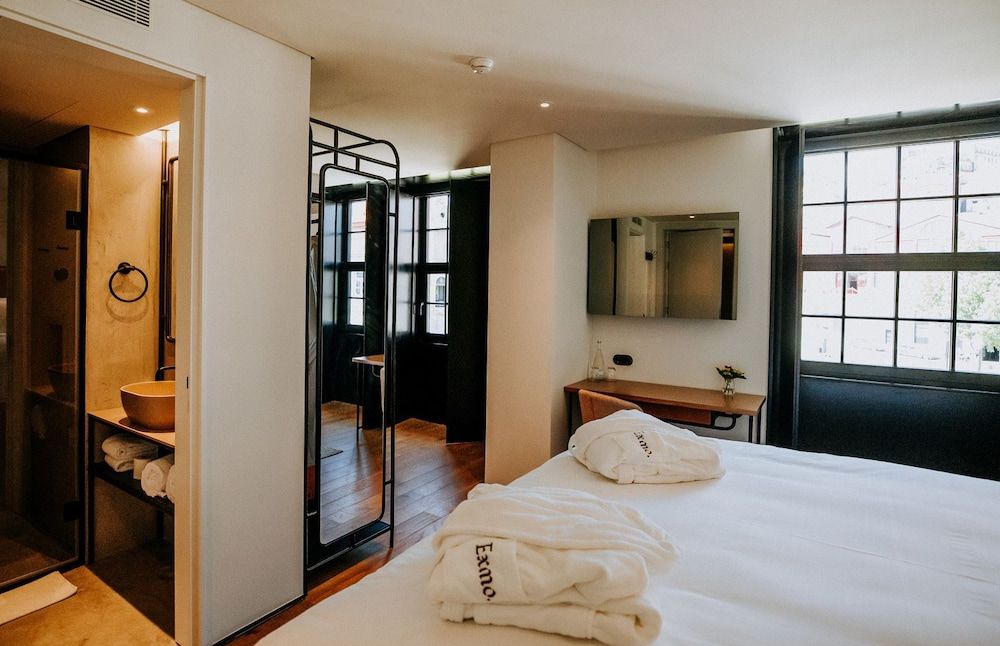 Exmo Hotel by Olivia Charm Room with City View 8