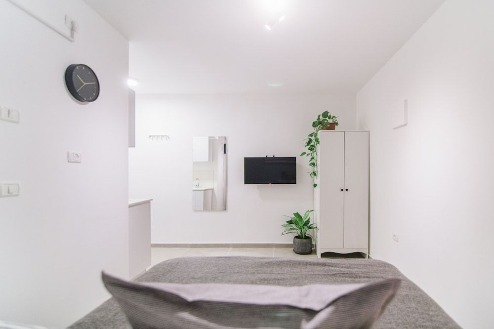 Beta Studios ApartHotel Studio Apartment Without Windows 5