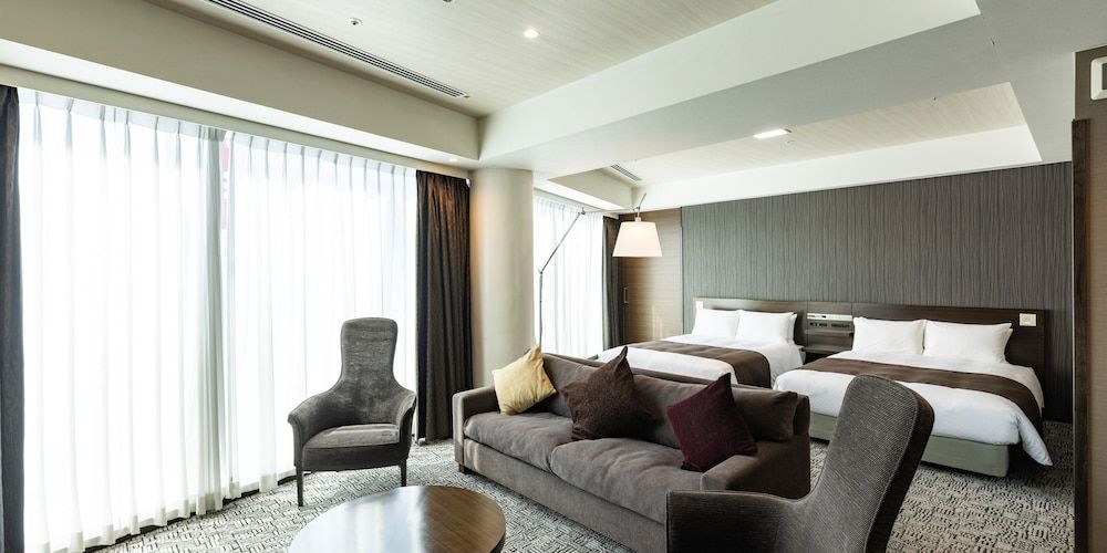 Junior Suite Room - Non-Smoking