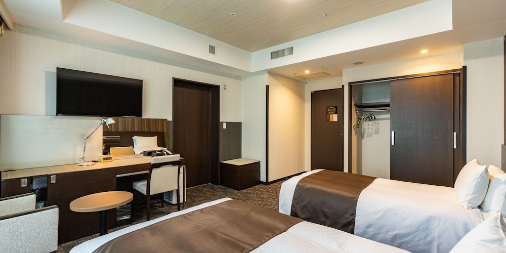 Universal Twin Room - Non-Smoking