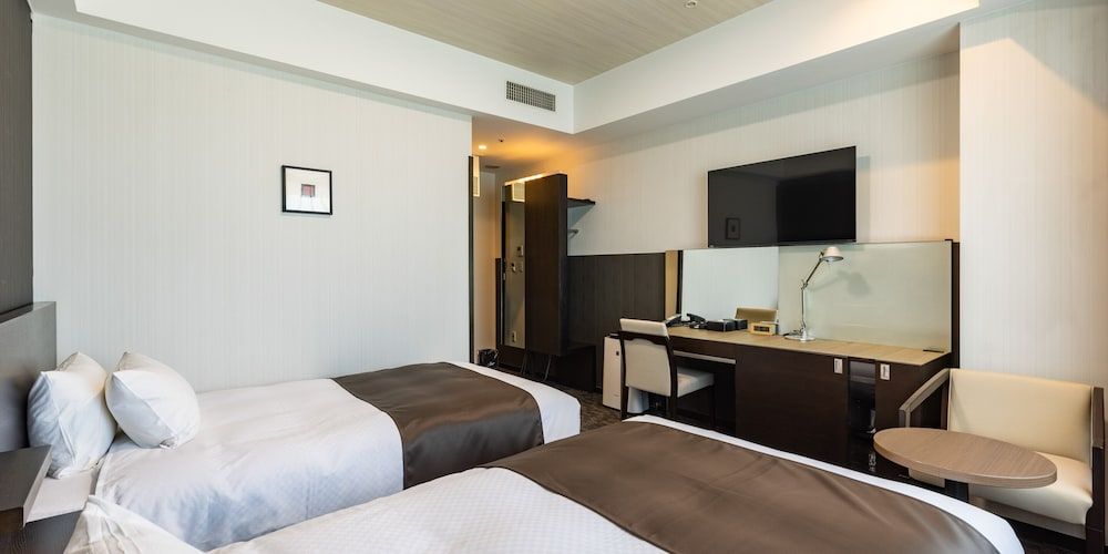 Adjoining Twin Rooms - Non-Smoking