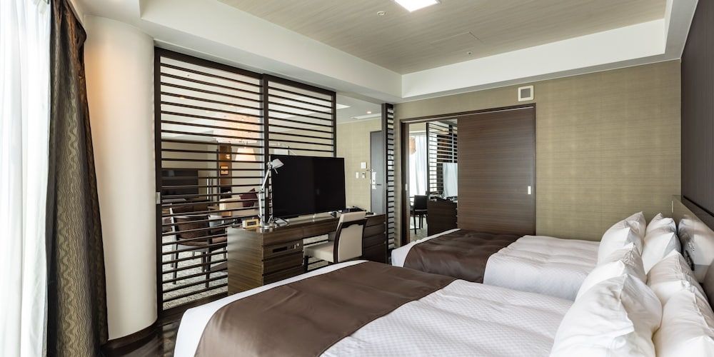 Deluxe Suite Room - Non-Smoking