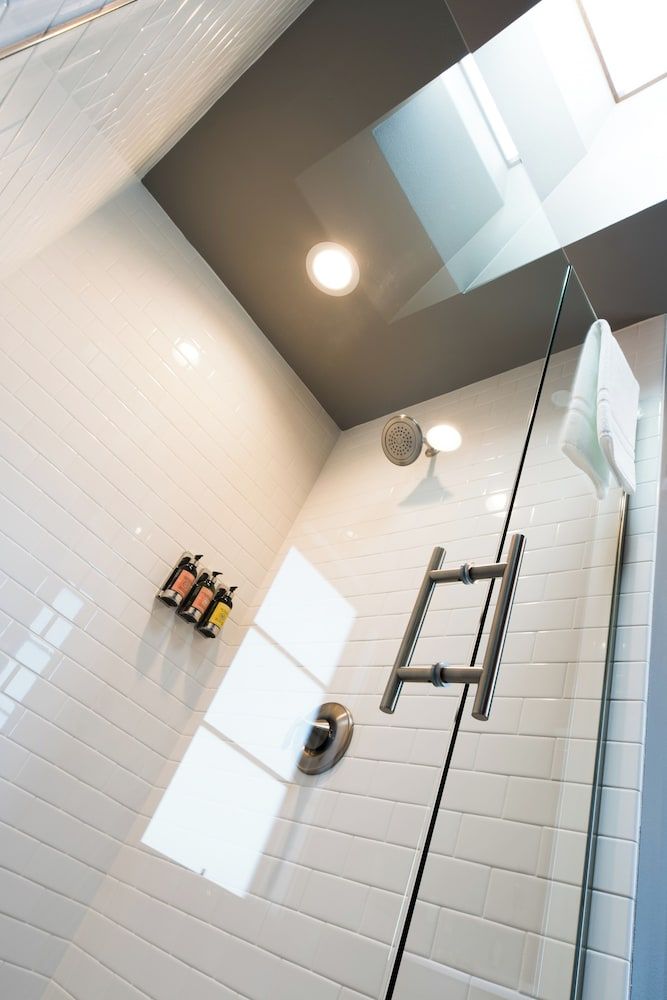 Eritage Resort Premium Bungalow, 1 King Bed, Pets Allowed, Lakeside 4