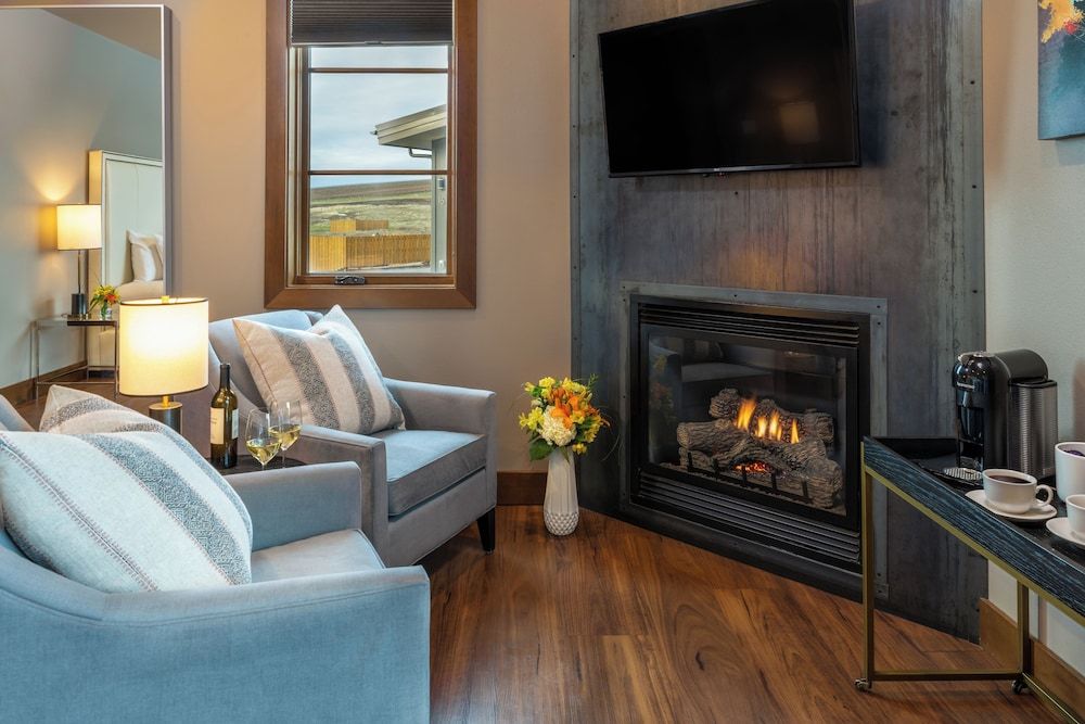 Eritage Resort Premium Bungalow, 1 King Bed, Pets Allowed, Lakeside 7