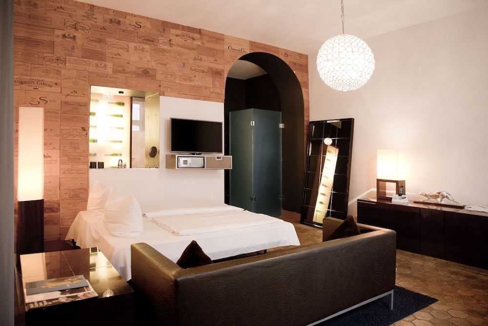 undefined Hotel Adele 2