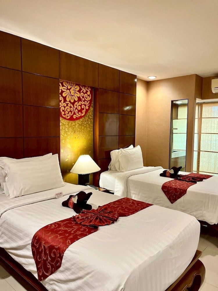 Deluxe Twin Room with Free Round-Trip Airport Transfer