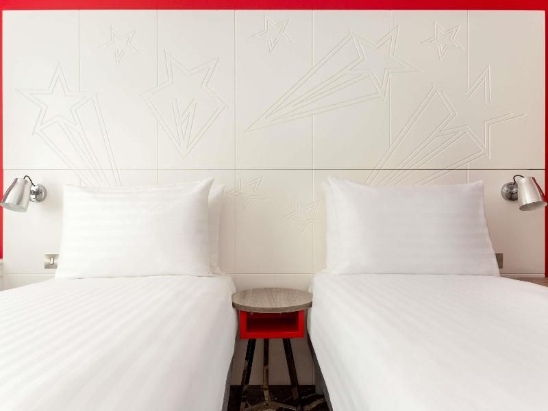 undefined Ibis Styles Glasgow Central 8