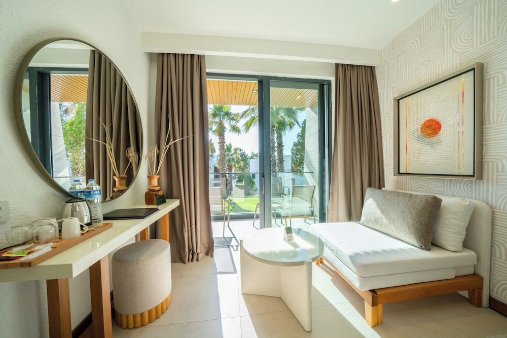 The Norm Collection Door'a Bodrum Deluxe Bungalow 6