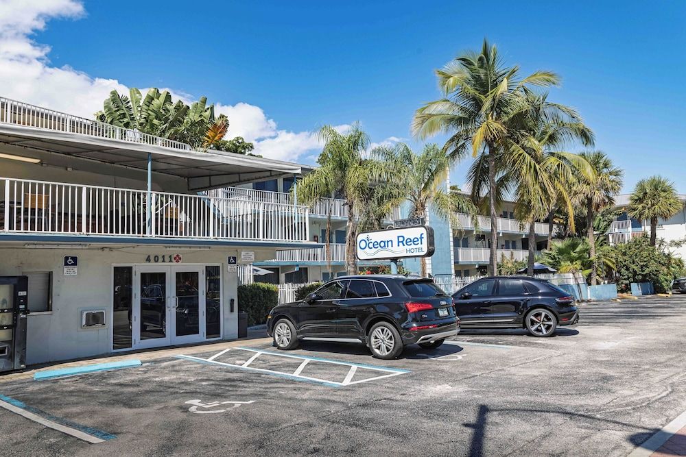 undefined Ocean Reef Hotel 6