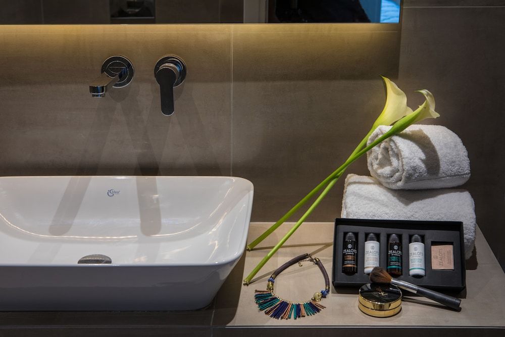 Klepsydra Urban Suites Deluxe Studio, 1 Queen Bed 6