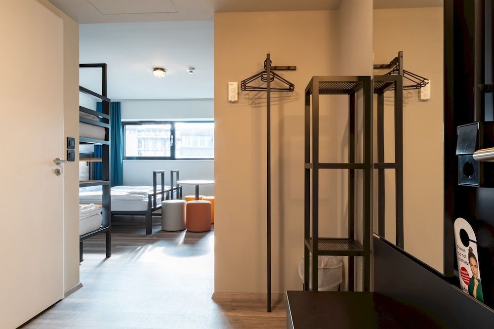 Wolfgang's managed by a&o - Hostel Eight-Bed Room 4