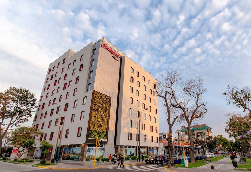 undefined Hampton by Hilton Lima San Isidro 4