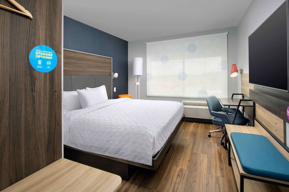 Room, 1 King Bed