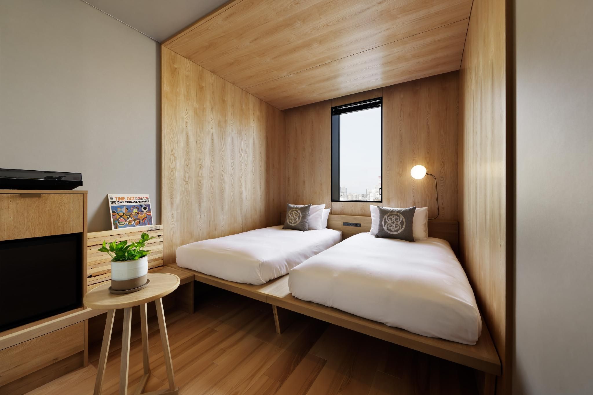 Cabin Floor Standard Twin Room