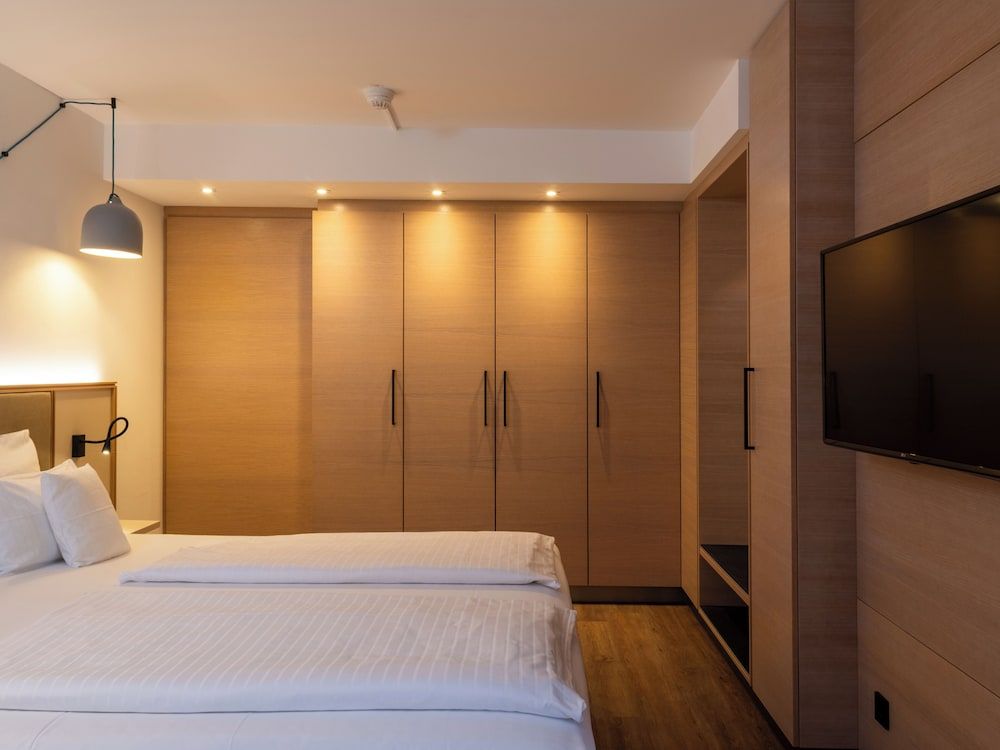 Hotel Schnitterhof Family Double or Twin Room 3