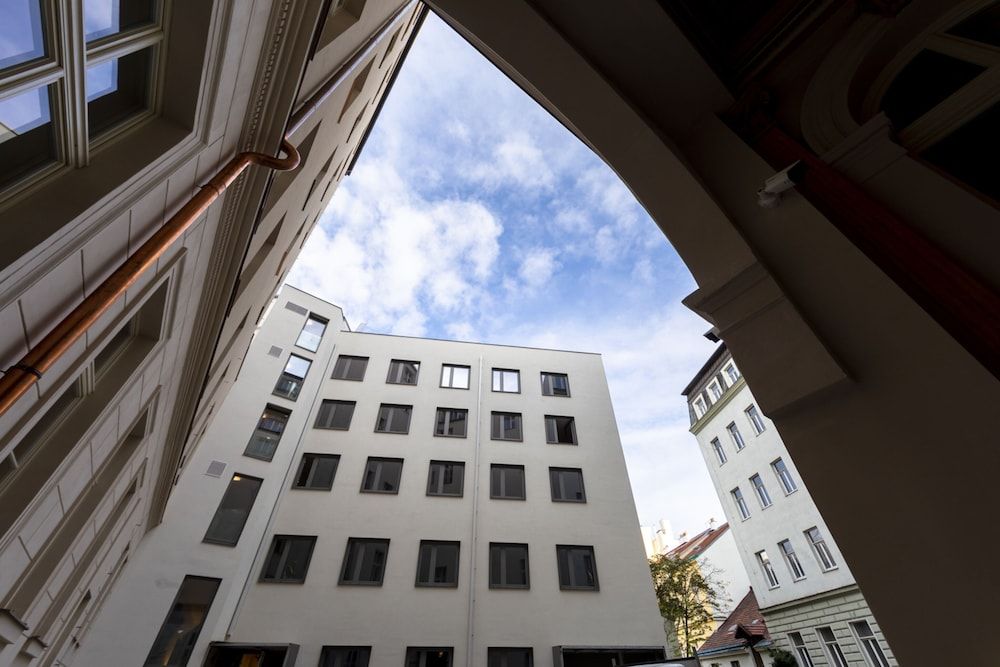 undefined Miss Sophie's Downtown 7